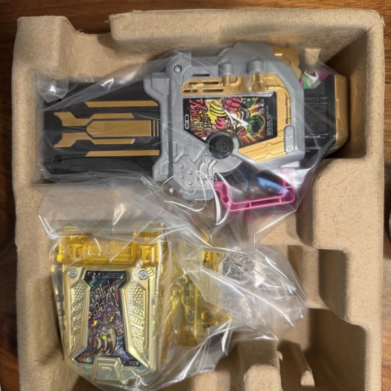 仮面ライダーエグゼイド スーパーベストDX マイティノベルX - Gaming Accessories Toys のレビューと価格