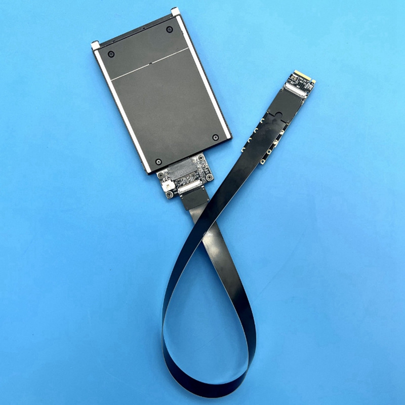 F47SD M.2 NVMe to E1.S/E3.S SS - Pcie Extension Cable のレビューと価格